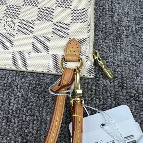 100% Authentic Louis Vuitton Neverfull White Damier Azur Canvas Clutch Bag - Picture 8 of 12